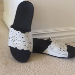 Fitflop Floral Slide sandals